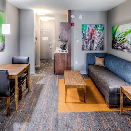 Holiday Inn Express & Suites Cleveland/Westlake By Ihg Luaran gambar